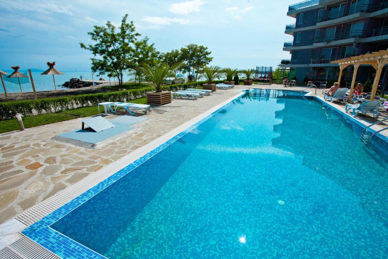 Vilmar Aparthotel Pomorie Exterior photo