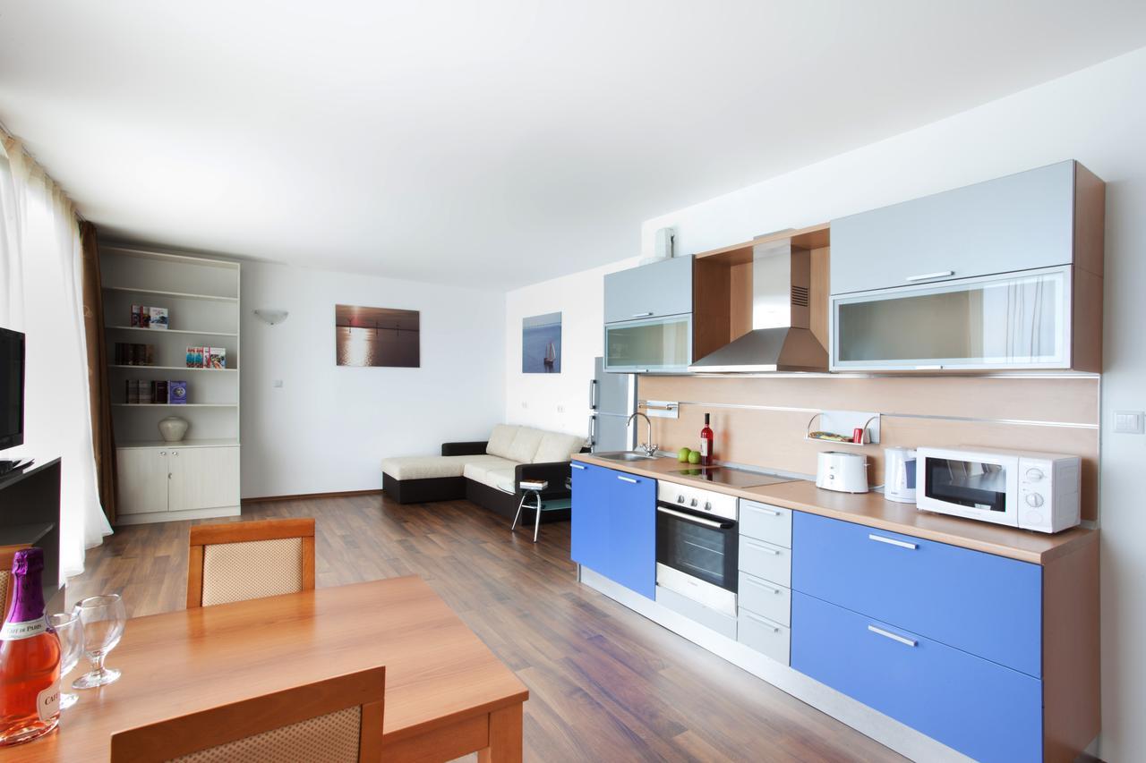 Vilmar Aparthotel Pomorie Exterior photo