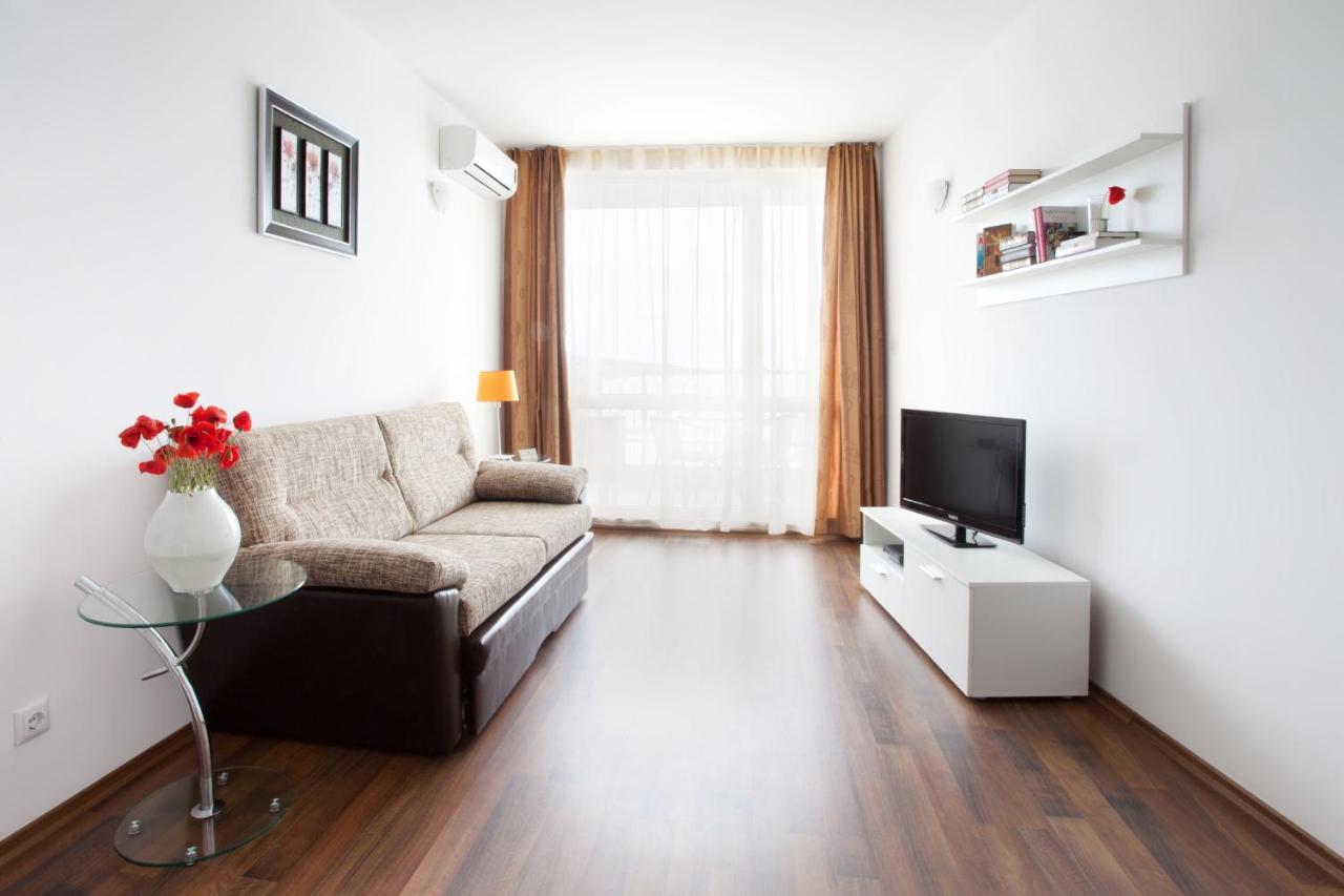 Vilmar Aparthotel Pomorie Exterior photo